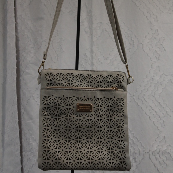 Fashion Accessories faux leather Crossbody Bag. - Picture 2 of 5